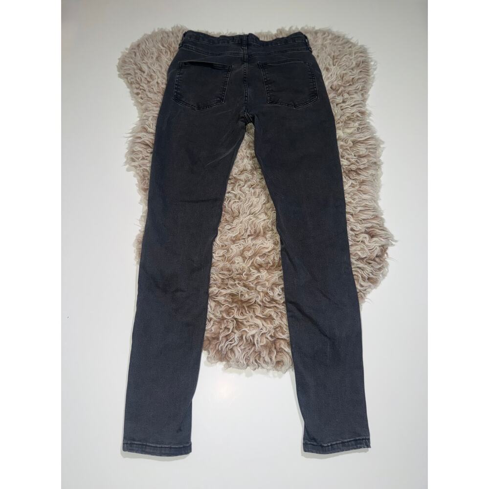 We are free women’s button zipper distressed skinny jeans - Picture 16 of 16